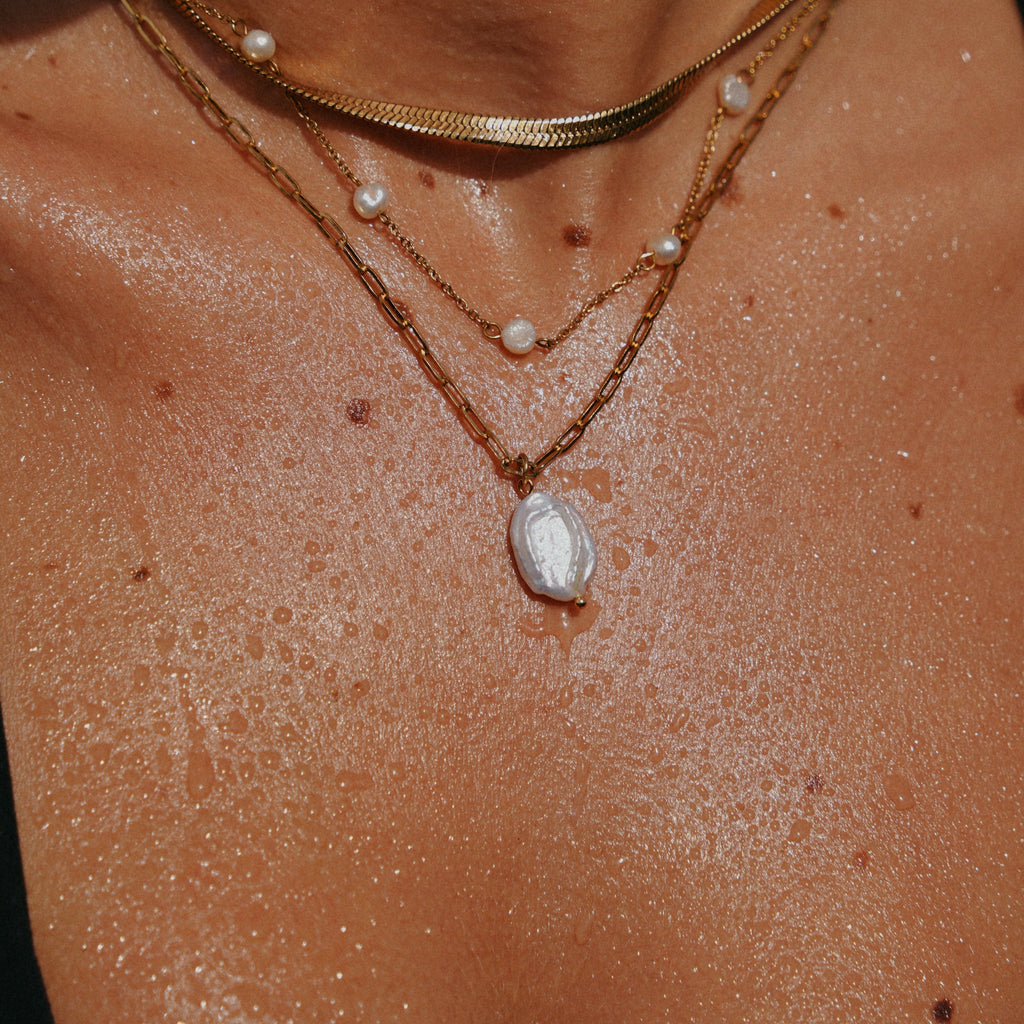 Hanalei Pearl Coin Paperclip Necklace (Kavely)