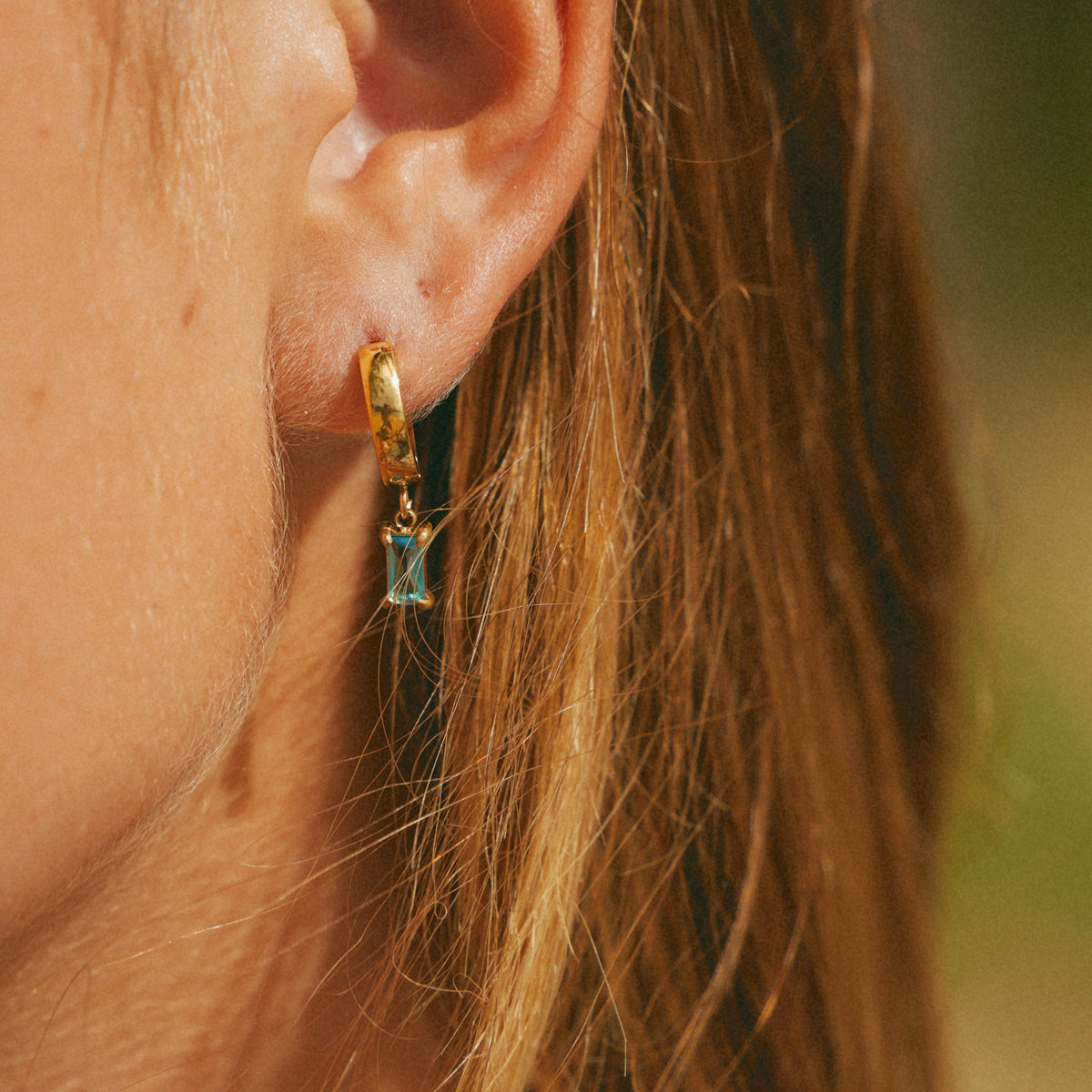 Bella Birthstone Huggies Earrings (Bundle)